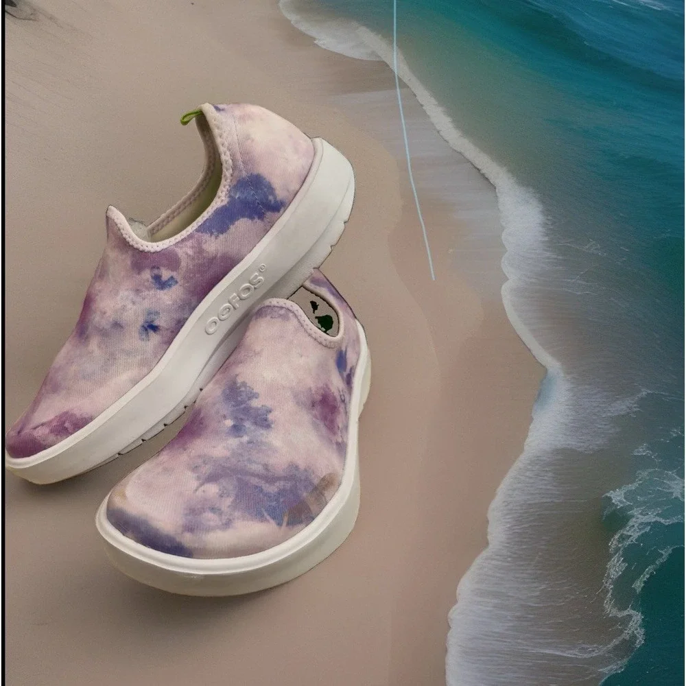 Oofos OOmg Eezee Low Tie-Dye Casual Slip-On Recovery Shoes Women's sz 9